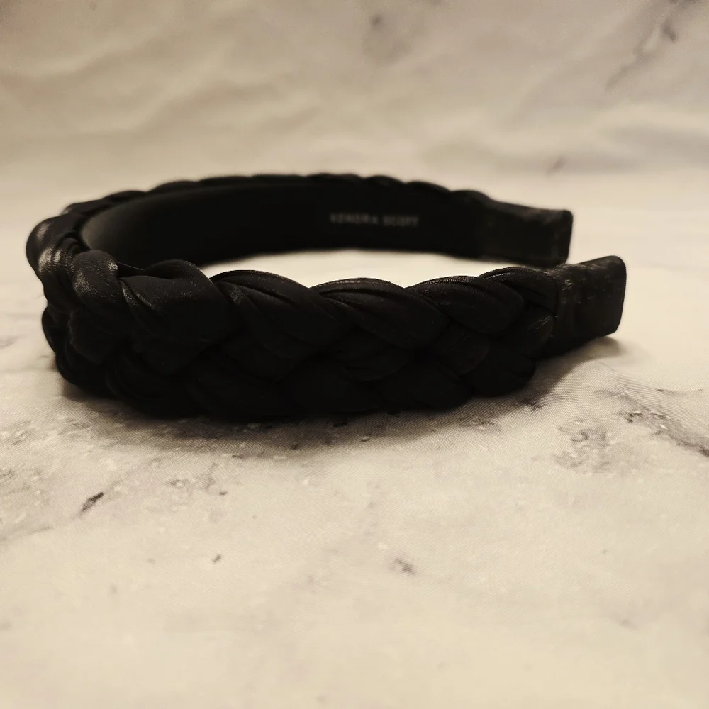 NWOT Kendra Scott Braided Headband in Black